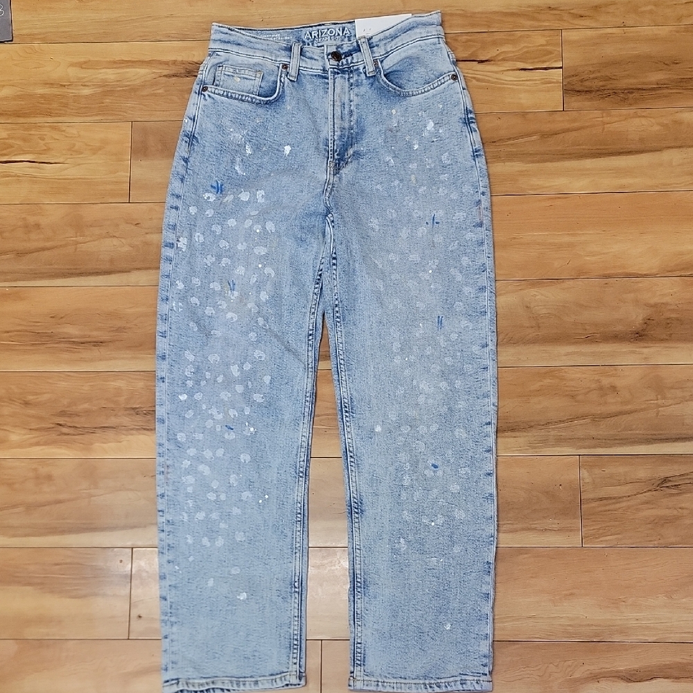 NEW Arizona Size 4 Vintage Straight Jeans In Color Med Painterly